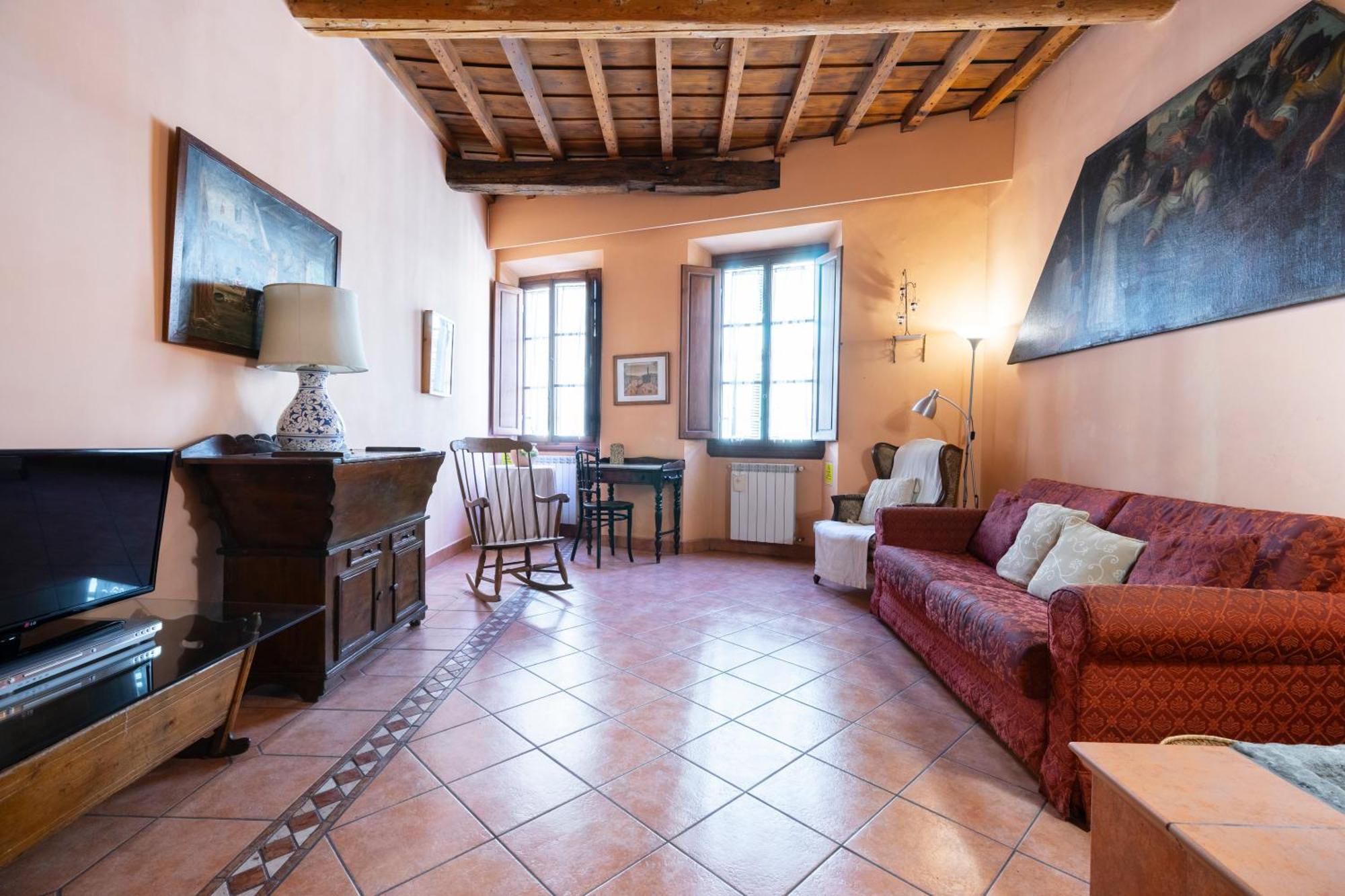 Ruote First Apartment